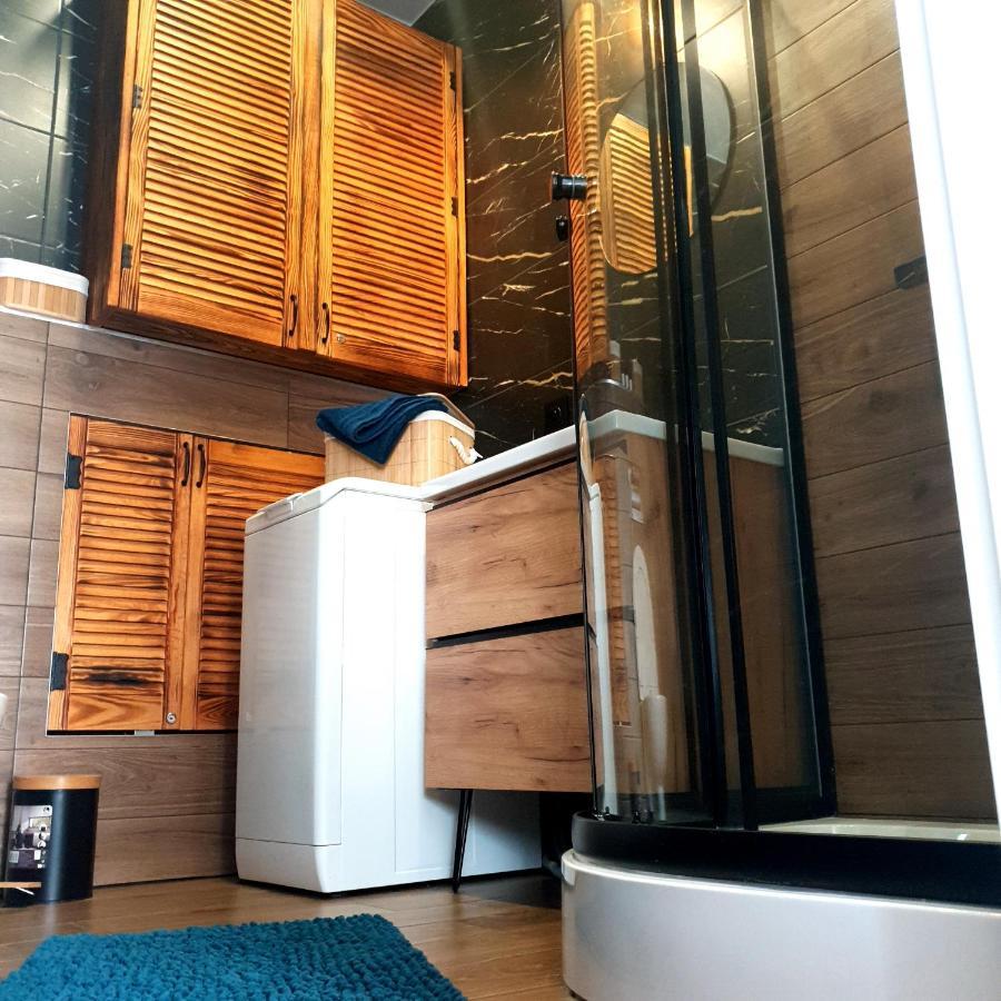 Apartament Z Historia イェレニャ・グーラ エクステリア 写真